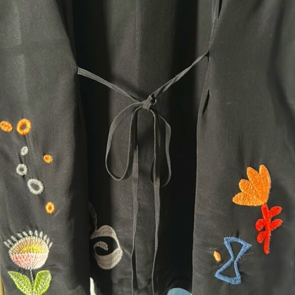 Johnny Was Biya Embroidered Silk Top with adjustable Tie-Back - Picture 8 of 8